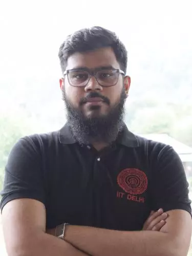 Photo of Asad Tariq