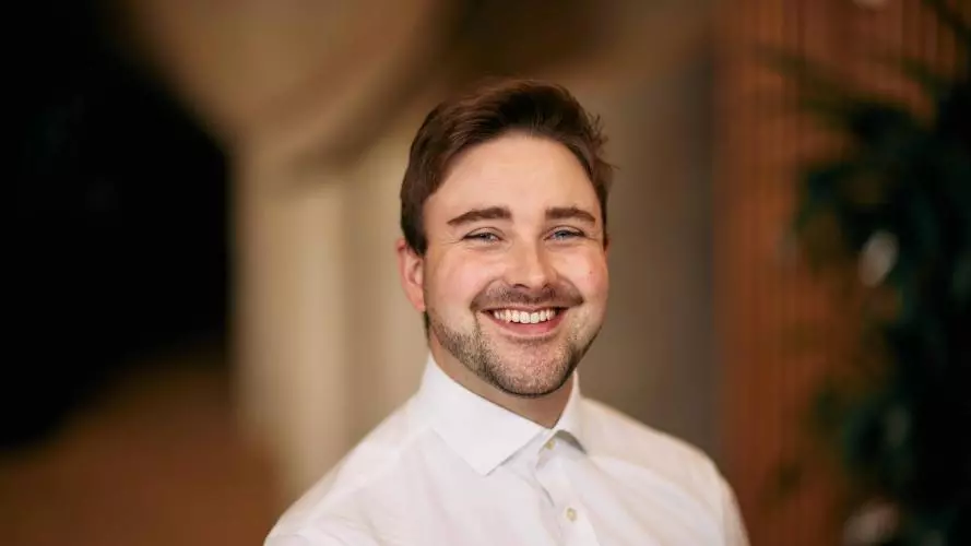 Photo of Douglas Scott